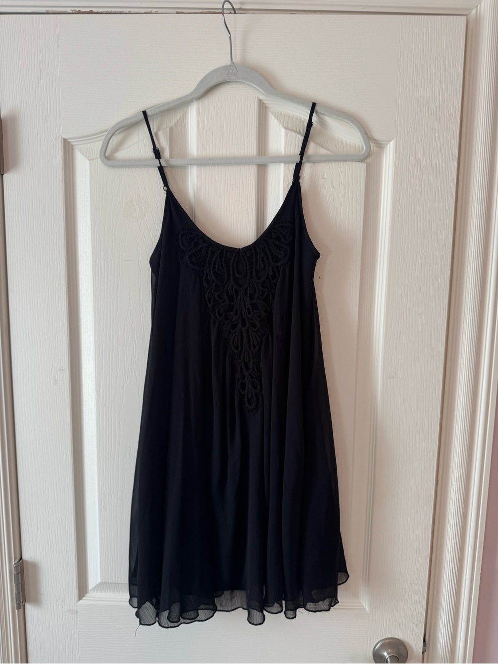 Black Lace-Detail Chemise Nightdress